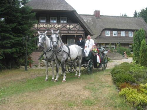 Undeloher Hof ภายนอก รูปภาพ